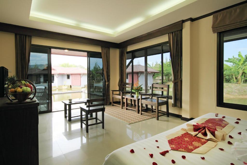 The Villa Laemhin Lagoon Resort Phuket Exterior photo